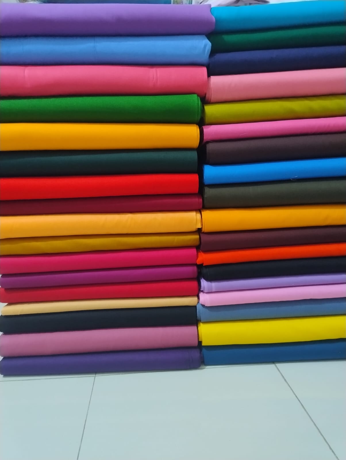 অরবিটর পবলিন স্যালোয়ার - কাপড়